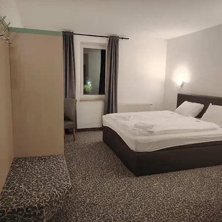 Hotel Am Zellwald Grossschirma