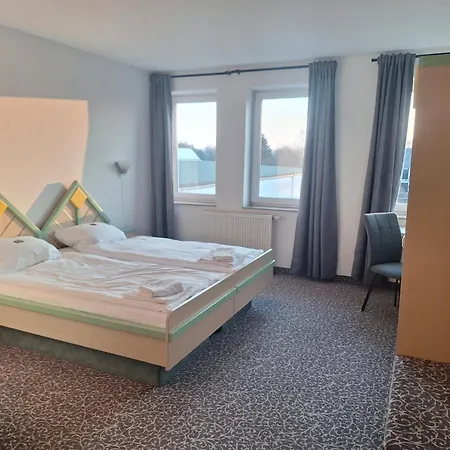 Am Zellwald Hotel *