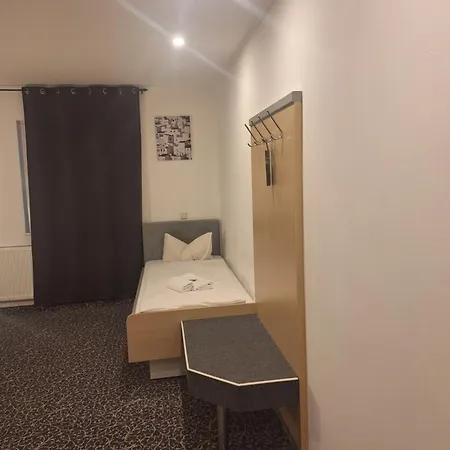 Am Zellwald Hotel *